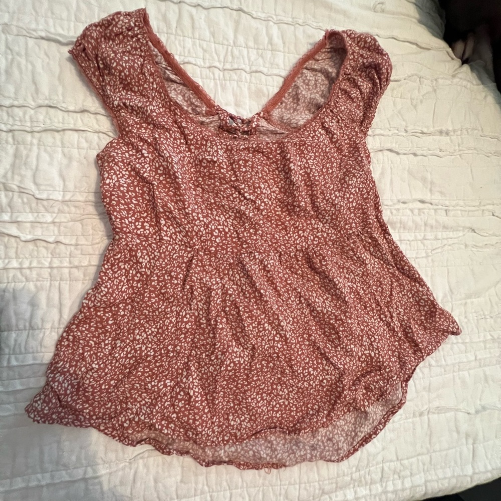 Cute tank with open back
